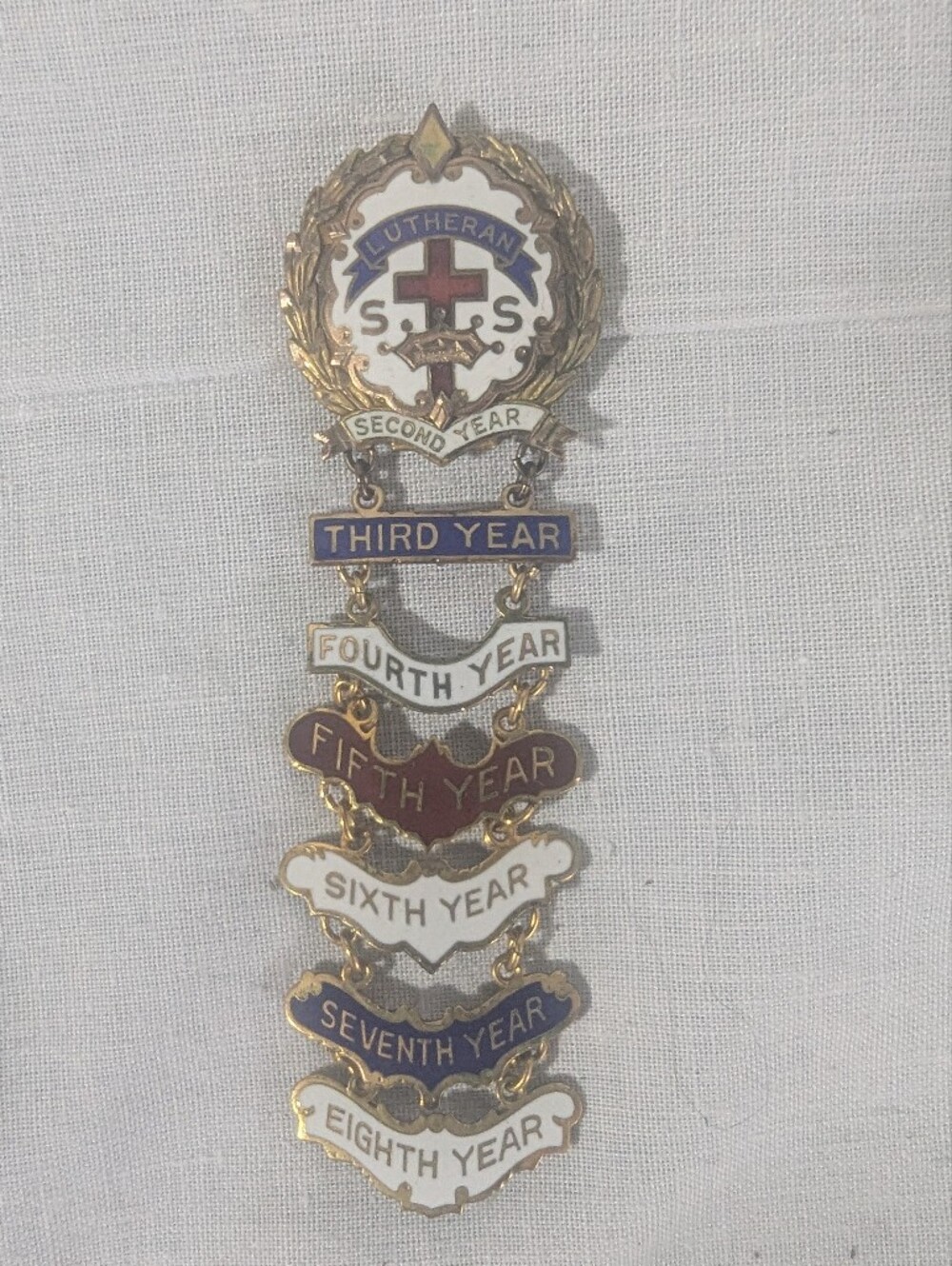 Vintage Antique Lutheran Enamel School Year Badge Hinged Brooch Pin